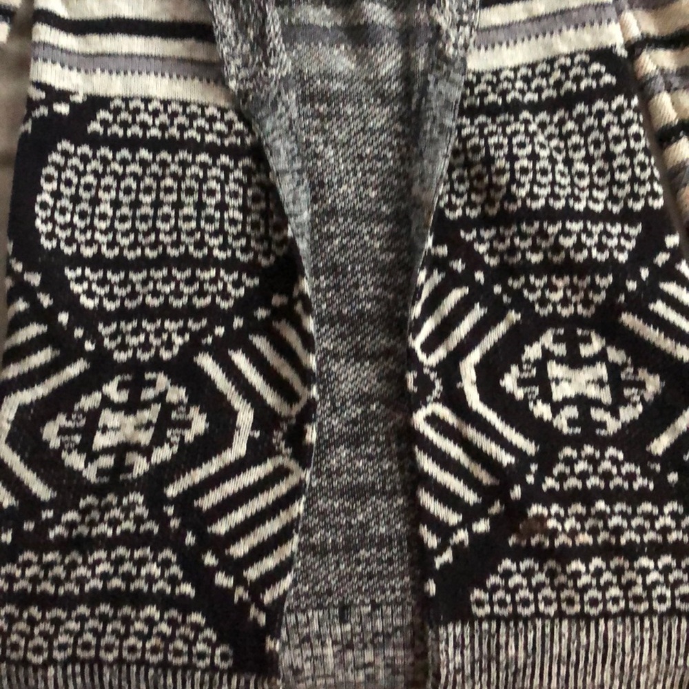 Cardigan - Picture 2 of 3